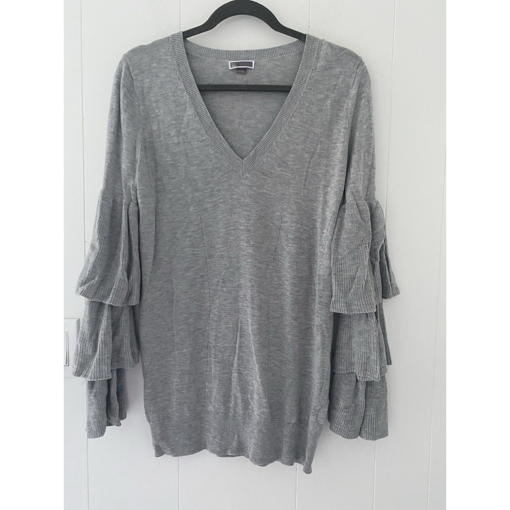 Chelsea28 Sweater Women's Size Large Gray Long Sleeve‎ Pullover V-Neck Rib Edge